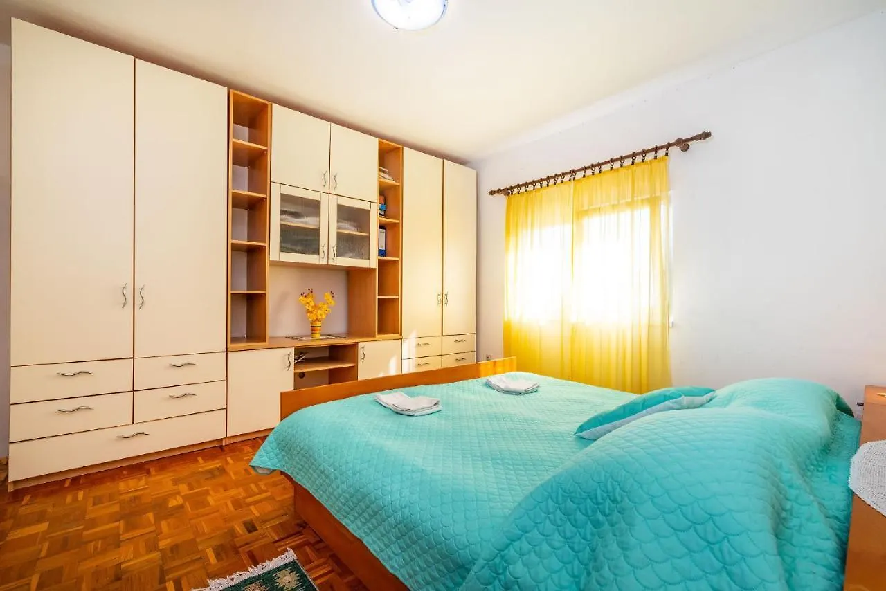 Palma Apartment Vrsi Croatia