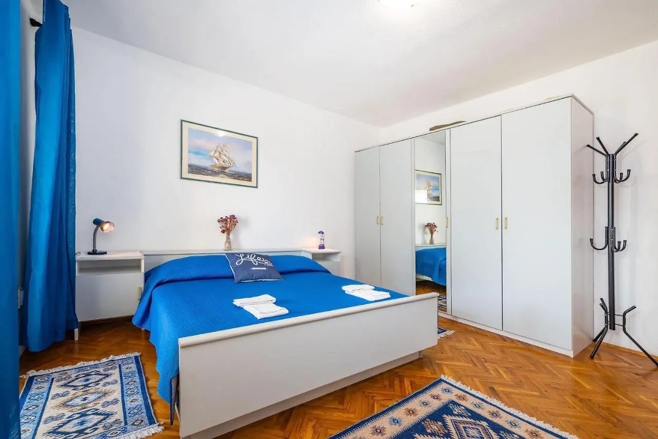 Palma Apartment Vrsi 0*,