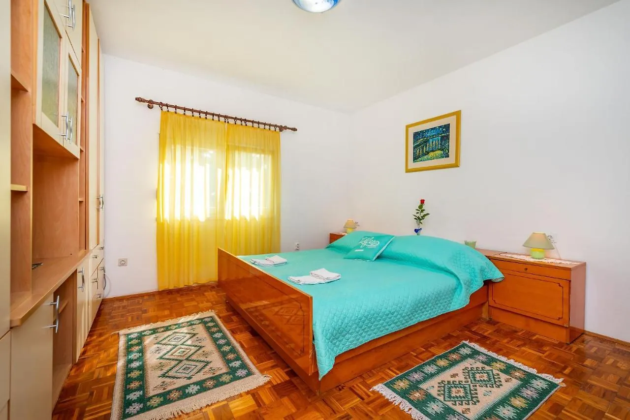 Palma Apartment Vrsi Croatia